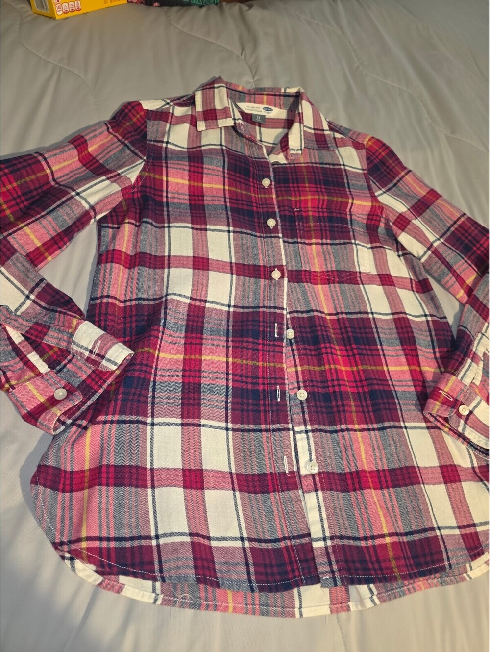Old Navy The Classic Shirt Pink and gray  Plaid Long Sleeve Button Up Women's XS